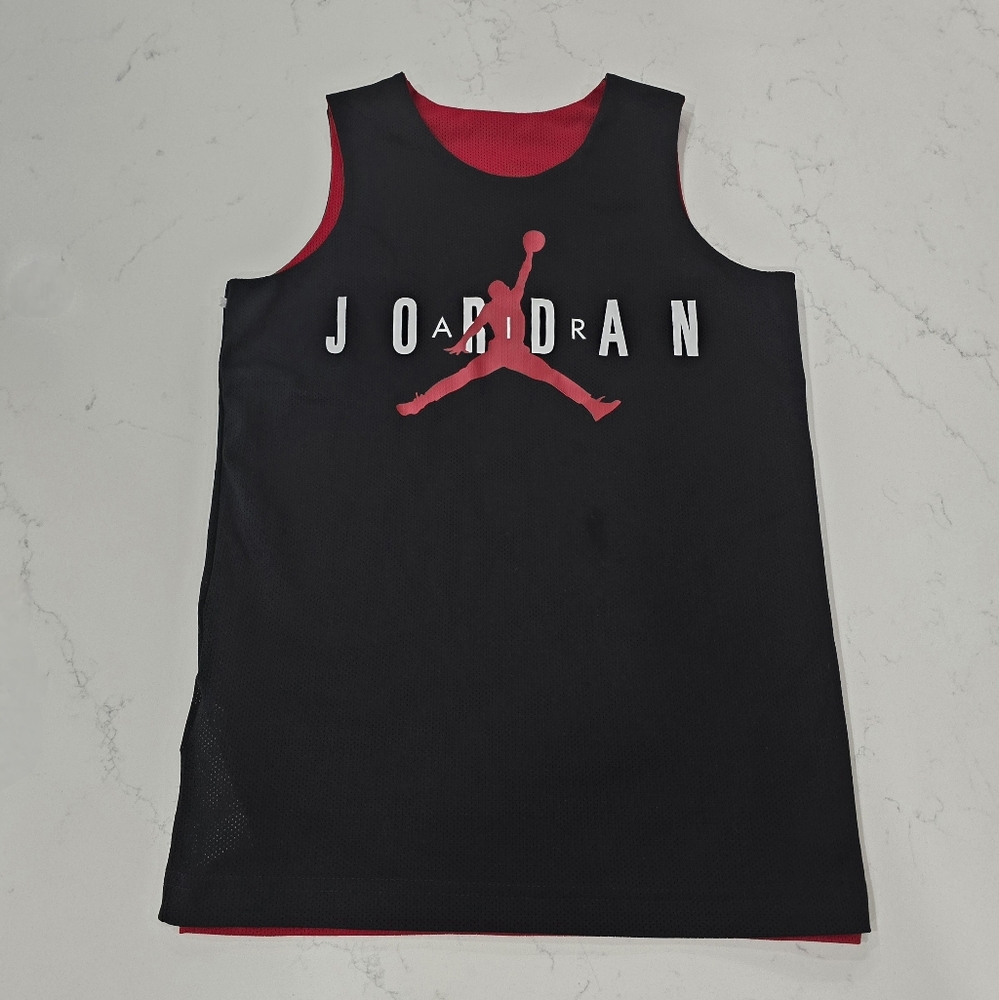 Boys' Jordan Dri-FIT Reversible Tank Size Small - Picture 5 of 9